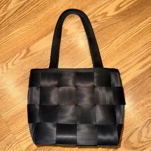 Black Harveys Seatbelt Hand Bag Purse 10" x 7"